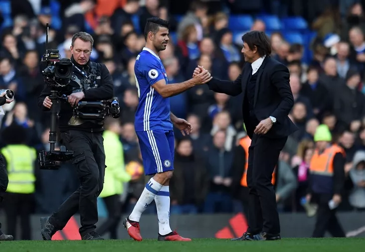 chelsea manager antonio conte celebrates after the game against west brom with striker diego costa on december 11 2016 photo reuters chelsea manager antonio conte celebrates after the game against west brom with striker diego costa on december 11 2016 photo reuters