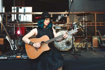 gender fluid actor kelly mantle makes oscar history