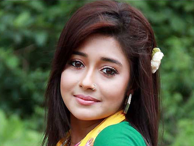 quot i felt that someone was trying to sneak their hands through the sides quot says tinaa photo indiaforums quot i felt that someone was trying to sneak their hands through the sides quot says tinaa photo indiaforums