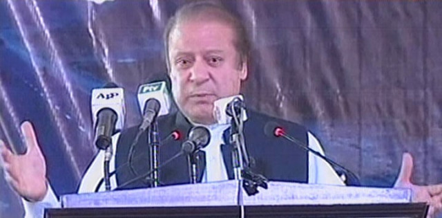 prime minister nawaz sharif addressing a gathering in turbat on december 14 2016 express news screen grab prime minister nawaz sharif addressing a gathering in turbat on december 14 2016 express news screen grab