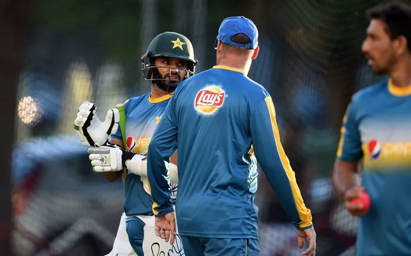 pakistani batsman azhar ali l gets ready to bat during the net practice session at gabba in brisbane on december 14 2016 on the eve of a day and night cricket test match against australia photo afp pakistani batsman azhar ali l gets ready to bat during the net practice session at gabba in brisbane on december 14 2016 on the eve of a day and night cricket test match against australia photo afp