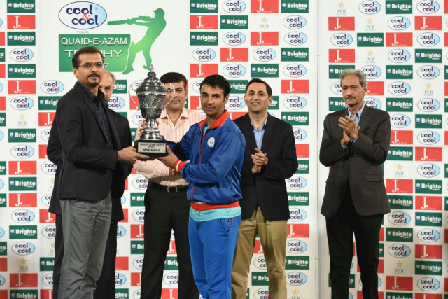 wapda captain salman butt holding winning trophy after quaid e azam trophy triumph on december 15 2016 photo courtesy pcb wapda captain salman butt holding winning trophy after quaid e azam trophy triumph on december 15 2016 photo courtesy pcb