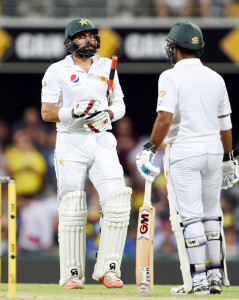 day two pakistan 97 8 in reply to australia 429 at stumps day two pakistan 97 8 in reply to australia 429 at stumps