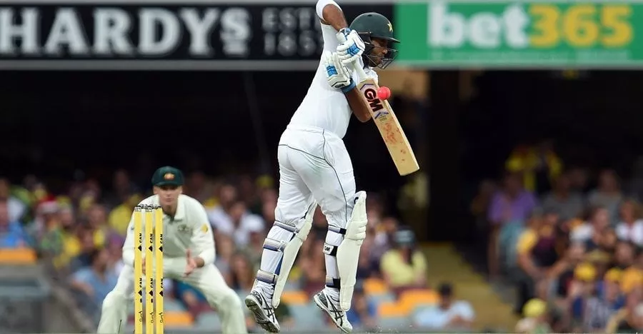pakistan 039 s batsman sami aslam plays a shot during the second day of the day night cricket test match between australia and pakistan at the gabba in brisbane on december 16 2016 photo afp pakistan 039 s batsman sami aslam plays a shot during the second day of the day night cricket test match between australia and pakistan at the gabba in brisbane on december 16 2016 photo afp