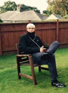 junaid jamshed s son pays heart wrenching tribute to father junaid jamshed s son pays heart wrenching tribute to father