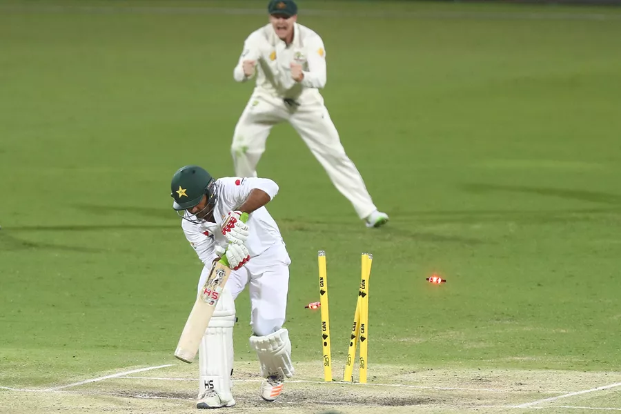 stay grounded sohail has warned pakistan players to keep their collective feet on the ground in the boxing day test in melbourne photo courtesy cricket australia stay grounded sohail has warned pakistan players to keep their collective feet on the ground in the boxing day test in melbourne photo courtesy cricket australia