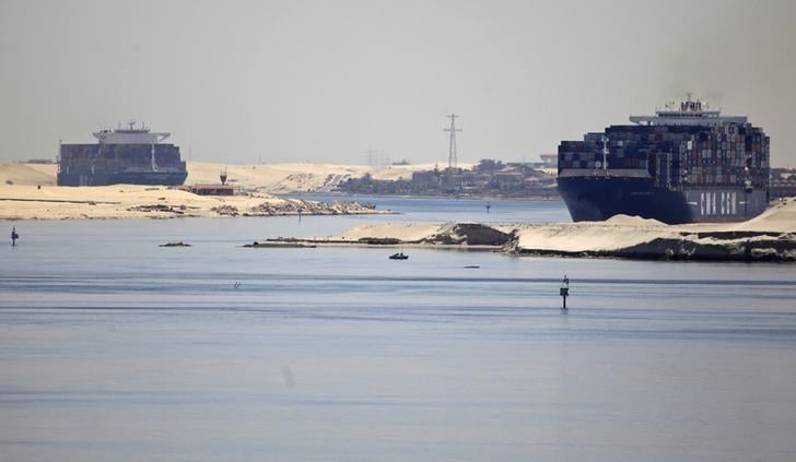 ships cross the suez canal near ismailia port city northeast of cairo may 1 2014 photo reuters
