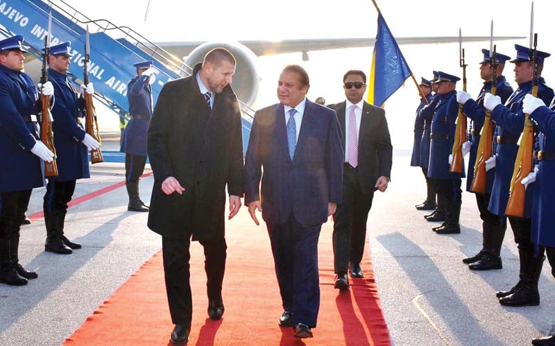 prime minister nawaz sharif being received by the bosnian minister of transport and communication ismir juskoat at the sarajevo international airport photo inp