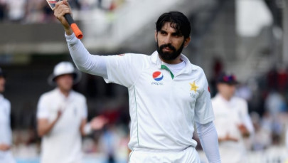 misbahul haq becomes first pakistani to win icc spirit of cricket award misbahul haq becomes first pakistani to win icc spirit of cricket award