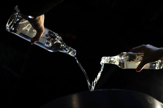 toxic bath essence kills 71 in russia photo reuters toxic bath essence kills 71 in russia photo reuters