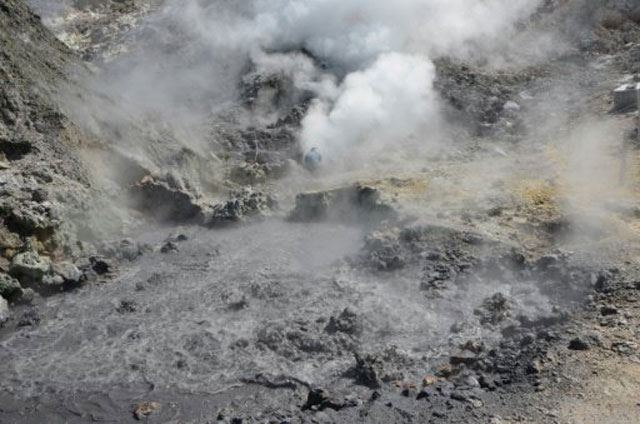 mega volcano reawakens in naples photo afp