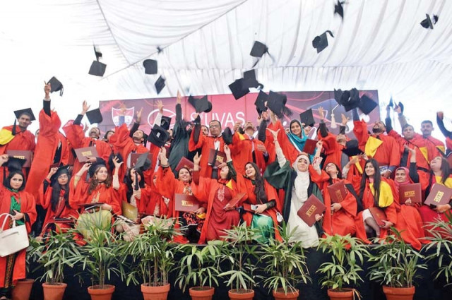 graduates of uvas throw their caps in the air after getting their degrees photo online graduates of uvas throw their caps in the air after getting their degrees photo online