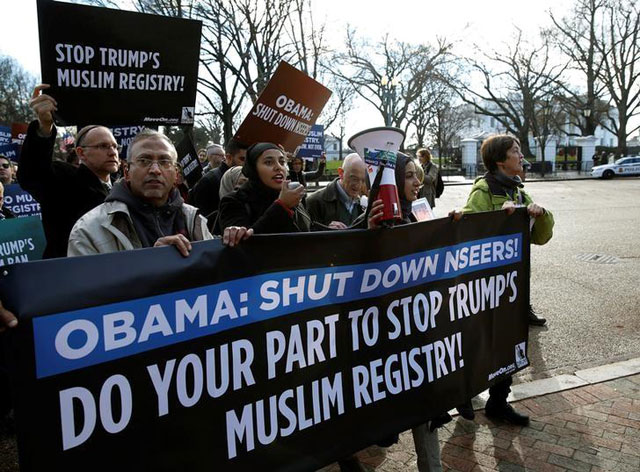 members of join moveon and drum march past the white house during a protest to shut down the existing muslim registry program nseers in washington u s december 12 2016 photo reuters