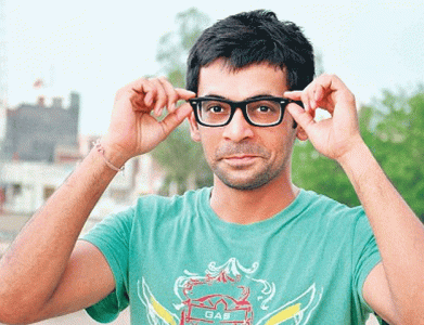 sunil grover urges modi to capture dawood ibrahim sunil grover urges modi to capture dawood ibrahim