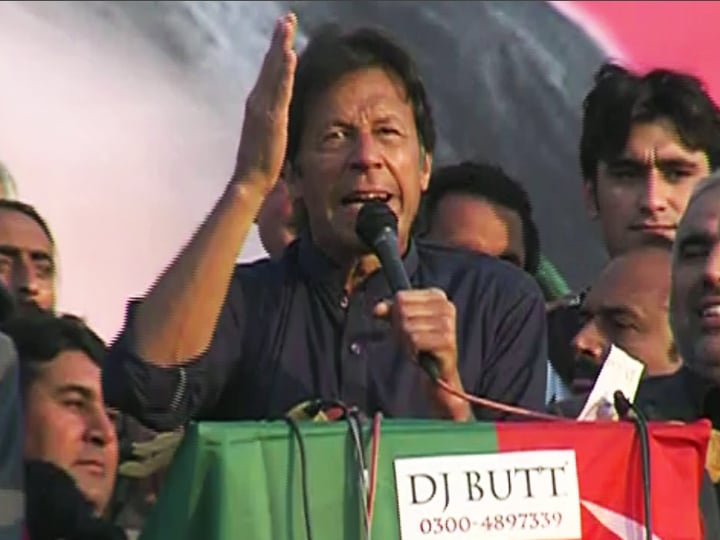 pakistan tehreek e insaf chairman imran khan addressing a public gathering in swabi khyber pakhtunkhwa on sunday december 25 2016 screengrab