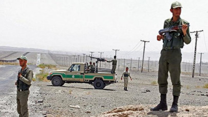 iran deports over 70 pakistanis iran deports over 70 pakistanis