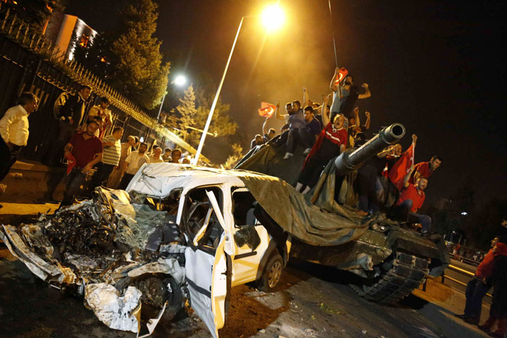 people surround a turkish army tank in ankara turkey july 16 2016 photo reuters