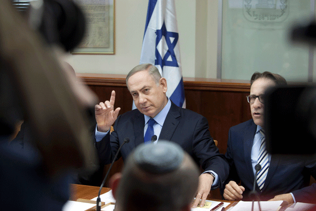 israeli prime minister benjamin netanyahu chairs the weekly cabinet meeting in jerusalem on december 25 2016 photo afp