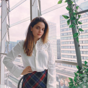 you can t grow as an actor by only playing positive roles armeena khan you can t grow as an actor by only playing positive roles armeena khan