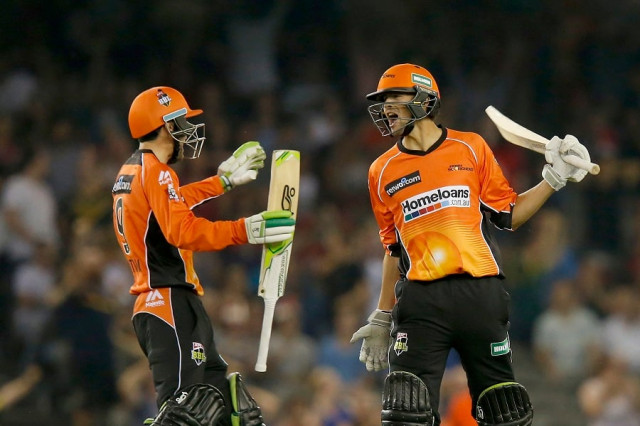 ashton agar celebrates with team mate sam whitman of the perth scorchers after hitting a six on the final ball to win the bbl match against the melbourne renegades at etihad stadium on december 29 2016 in melbourne photo courtesy cricket australia ashton agar celebrates with team mate sam whitman of the perth scorchers after hitting a six on the final ball to win the bbl match against the melbourne renegades at etihad stadium on december 29 2016 in melbourne photo courtesy cricket australia