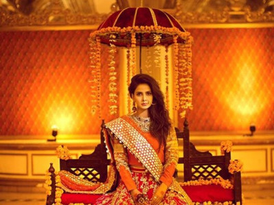 saba qamar gets the royal treatment