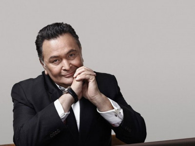 rishi kapoor s autobiography to be out in january 2017 rishi kapoor s autobiography to be out in january 2017