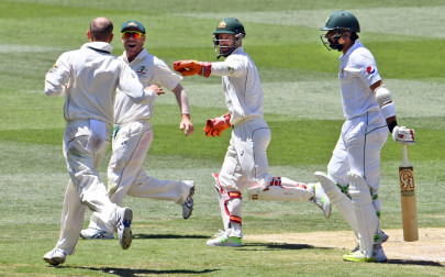 of starc and misbah australia and pakistan of starc and misbah australia and pakistan