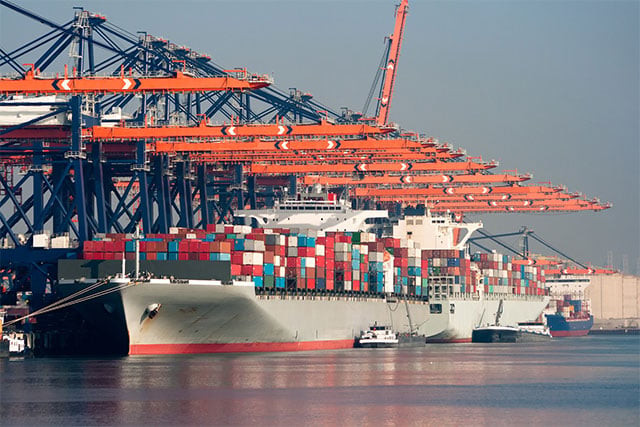 decline in exports indicates economic emergency in pakistan photo express decline in exports indicates economic emergency in pakistan photo express