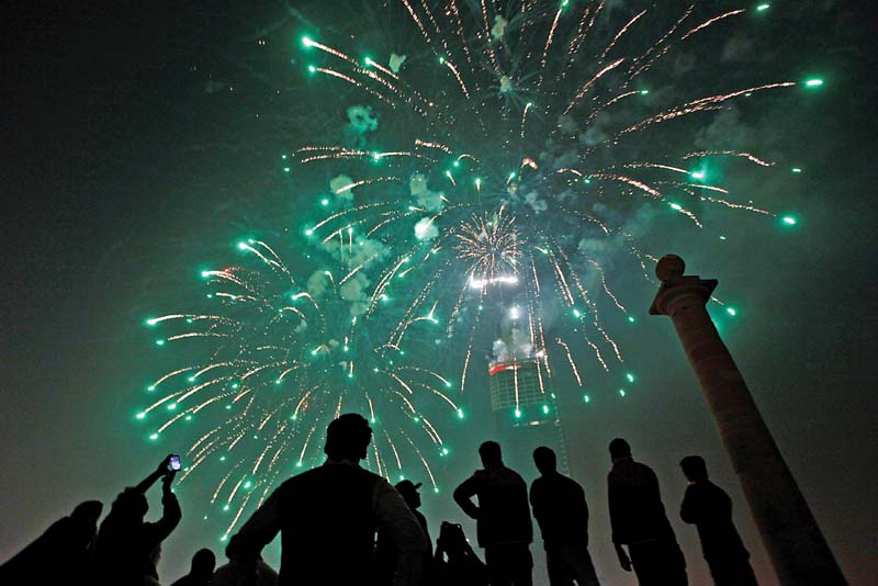 independence day s celebratory aerial firing leaves 31 injured in karachi
