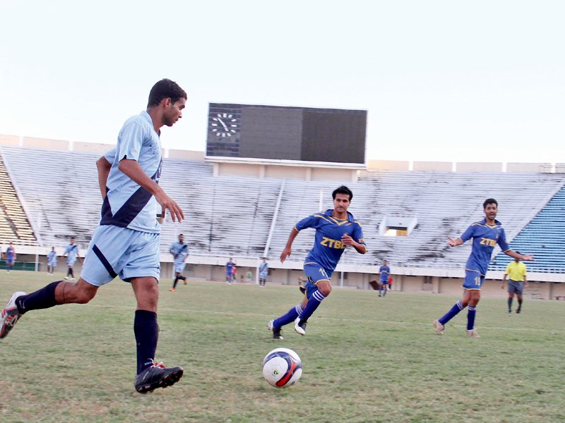 oasis with pakistan 039 s top flight division suspended due to legal wrangling all pakistan football tournament gives football fans in the country a hope photo express