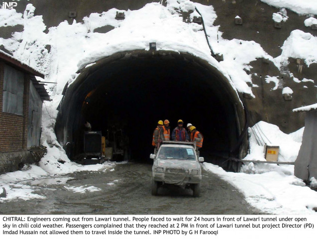 engineers exit the lowari tunnel after trying to reopen it photo inp engineers exit the lowari tunnel after trying to reopen it photo inp