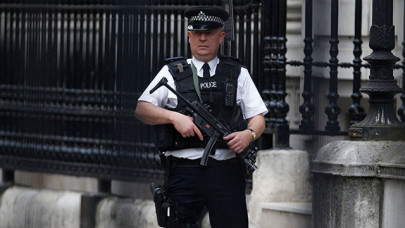 teenage british girl arrested after death of child teenage british girl arrested after death of child