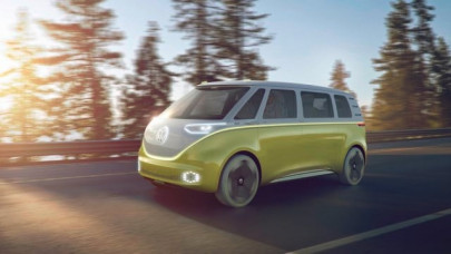 volkswagon s microbus for a new era will take you back to the 60s volkswagon s microbus for a new era will take you back to the 60s