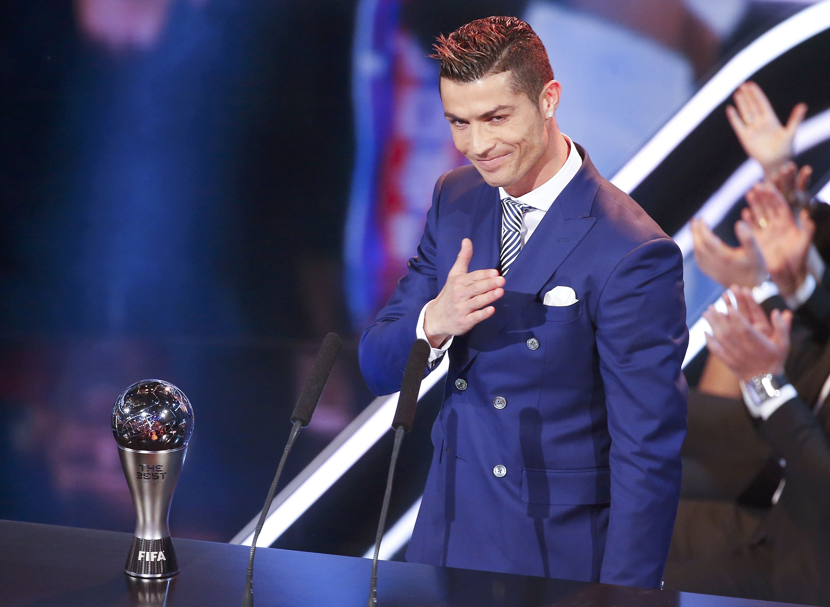 cristiano ronaldo hits back at media campaign against him after winning fifa best player award photo reuters