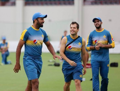 pakistan told to expect scary totals from australia in odi series pakistan told to expect scary totals from australia in odi series