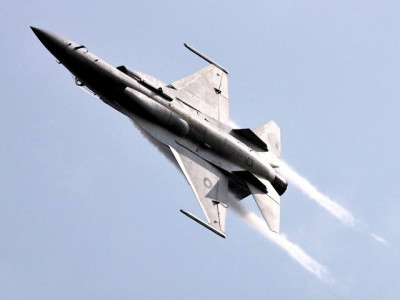 thai pilot killed as jet crashes during air show for kids thai pilot killed as jet crashes during air show for kids