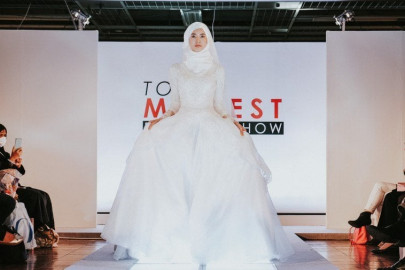 hijab clad models walk ramp at tokyo modest fashion show hijab clad models walk ramp at tokyo modest fashion show