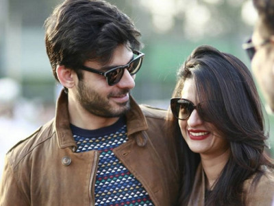 this image of fawad khan with his newborn daughter will melt your heart this image of fawad khan with his newborn daughter will melt your heart