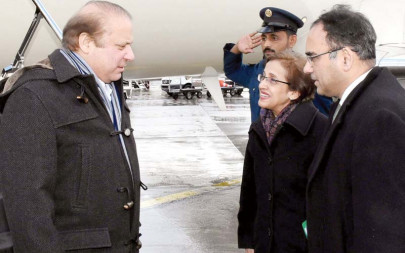 pm arrives in switzerland for world economic forum