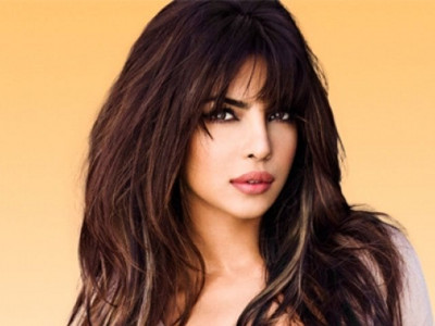 priyanka chopra resumes work post injury priyanka chopra resumes work post injury