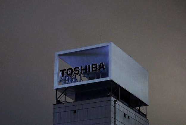 the logo of toshiba corp is pictured at its headquarters in tokyo japan august 31 2015 photo reuters