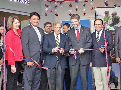 bridging the gap lincoln corner opens in lahore bridging the gap lincoln corner opens in lahore