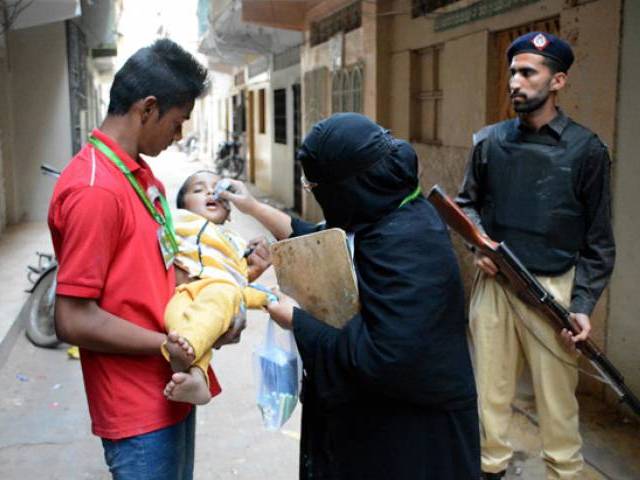 top city health and security officials personally monitor anti polio drive photo online