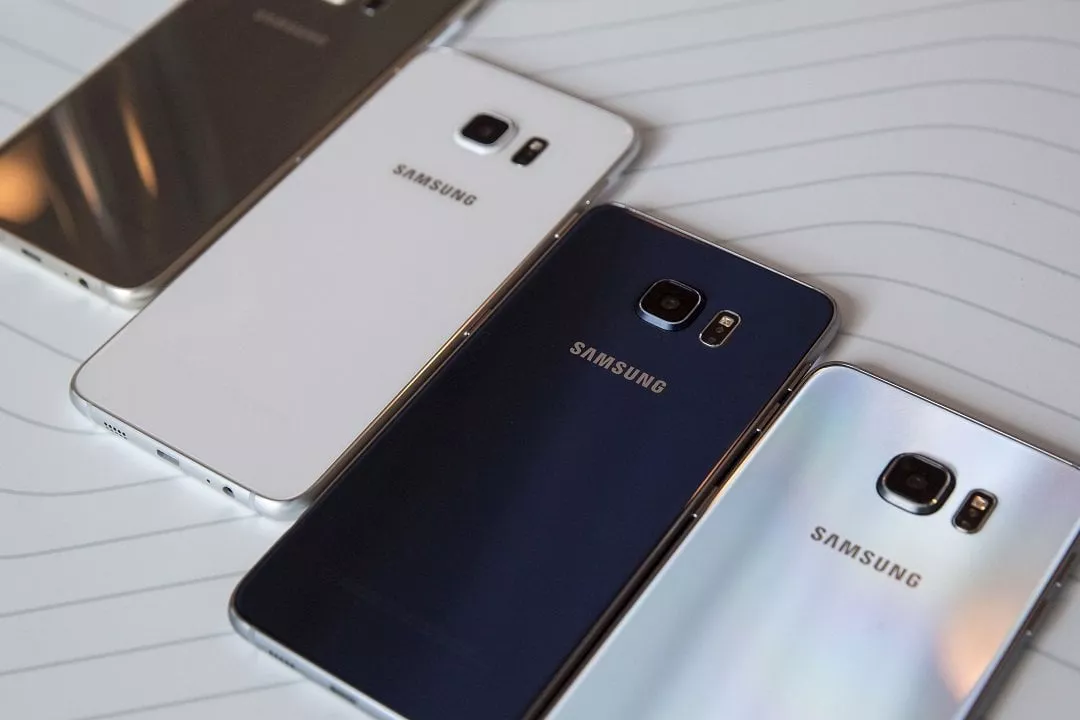 samsung is expected to release its latest flagship device in the first quarter photo reuters samsung is expected to release its latest flagship device in the first quarter photo reuters