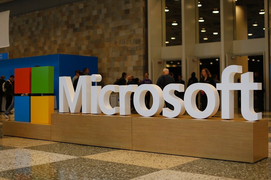 federal appeals court reaffirmed microsoft 039 s legal right to refuse a us government order to hand over data photo afp