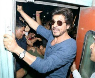 have nothing against shah rukh khan says mother of vadodara incident victim have nothing against shah rukh khan says mother of vadodara incident victim