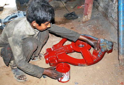 sindh passes law to prohibit child labour