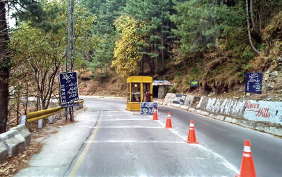 on hyderabad mirpurkhas road court dismisses plea to postpone reduction in toll tax