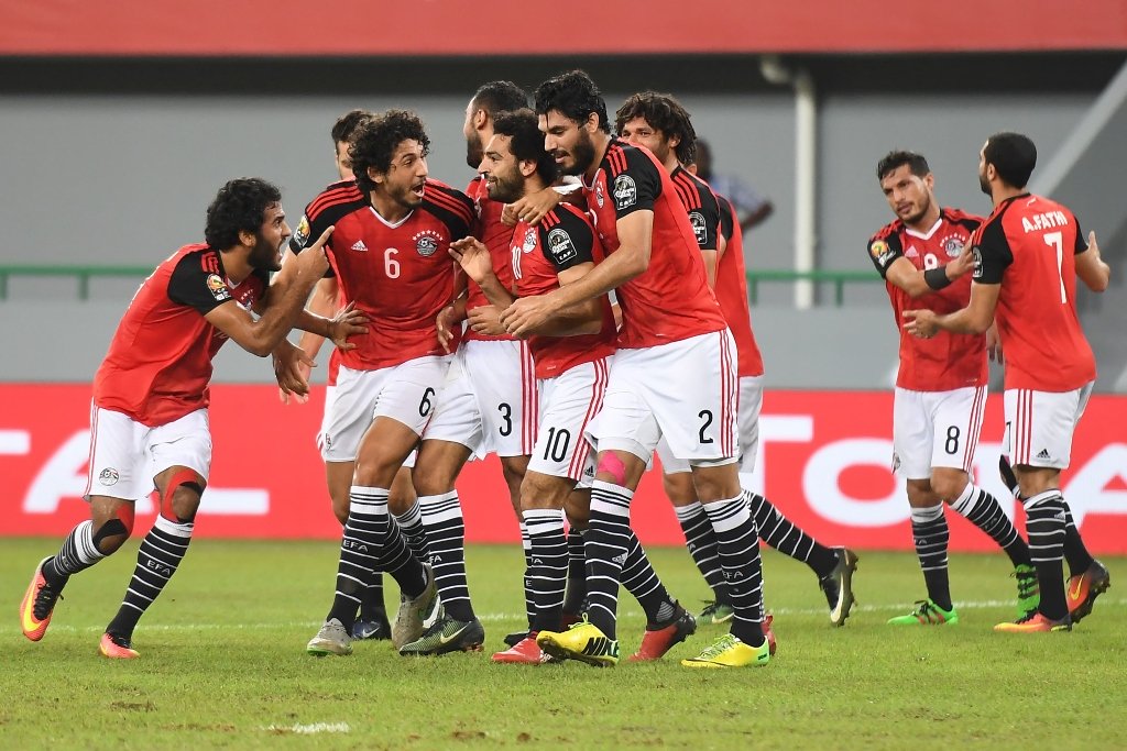 egypt 039 s mohamed salah c celebrates with teammates in port gentil on january 25 2017 photo afp