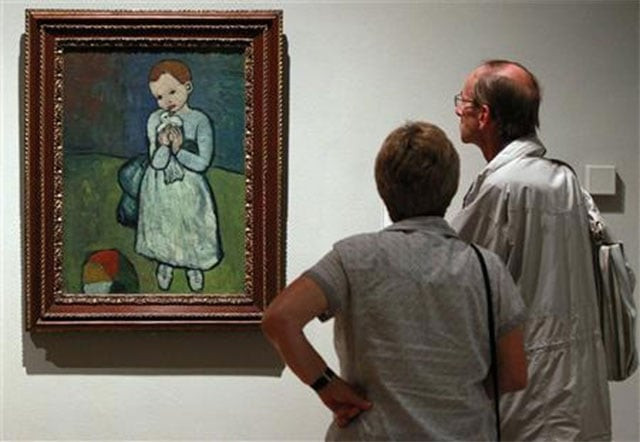 people look at the picasso painting 039 child with a dove 039 while it is displayed during the picasso and modern british art exhibition at the national gallery of modern art in edinburgh scotland august 17 2012 photo reuters people look at the picasso painting 039 child with a dove 039 while it is displayed during the picasso and modern british art exhibition at the national gallery of modern art in edinburgh scotland august 17 2012 photo reuters